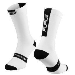 DES CHAUSSETTES LONG PRO SLIM