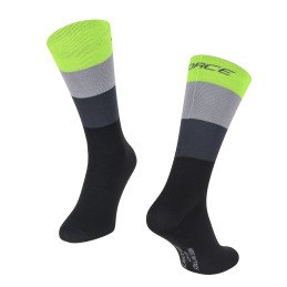 DES CHAUSSETTES RAINBOW